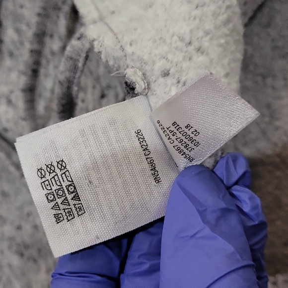 Victoria's Secret PINK Sweater - Picture 9 of 9